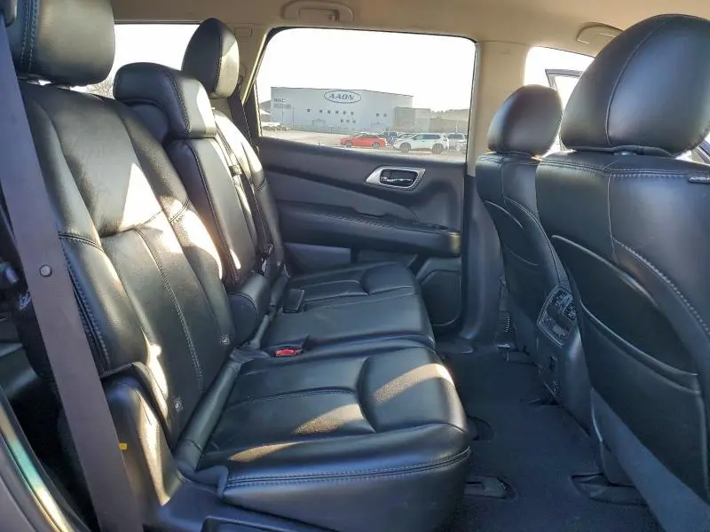 2016 NISSAN PATHFINDER S  