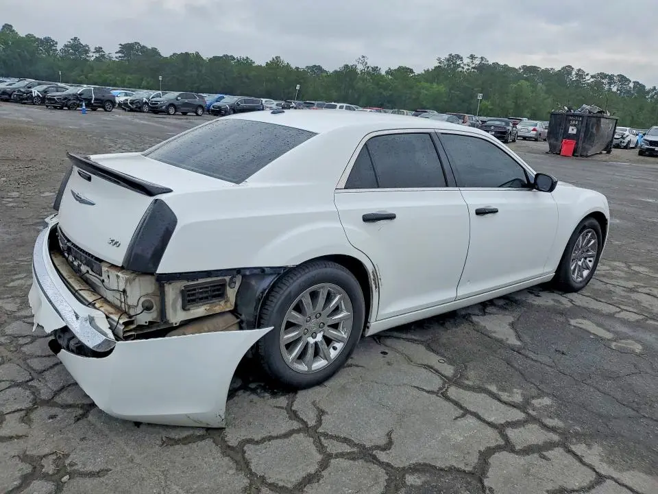 2012 CHRYSLER 300 LIMITED  