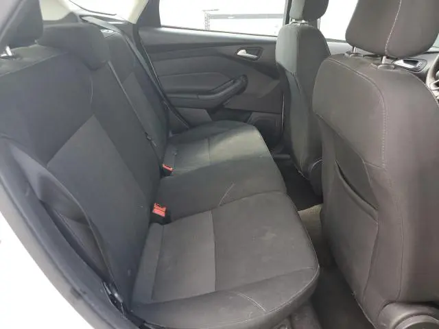 2018 FORD FOCUS SE  