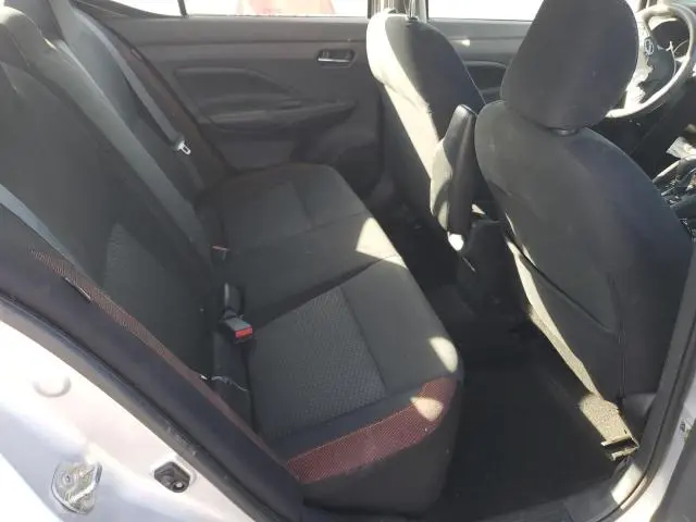 2023 NISSAN VERSA SR  