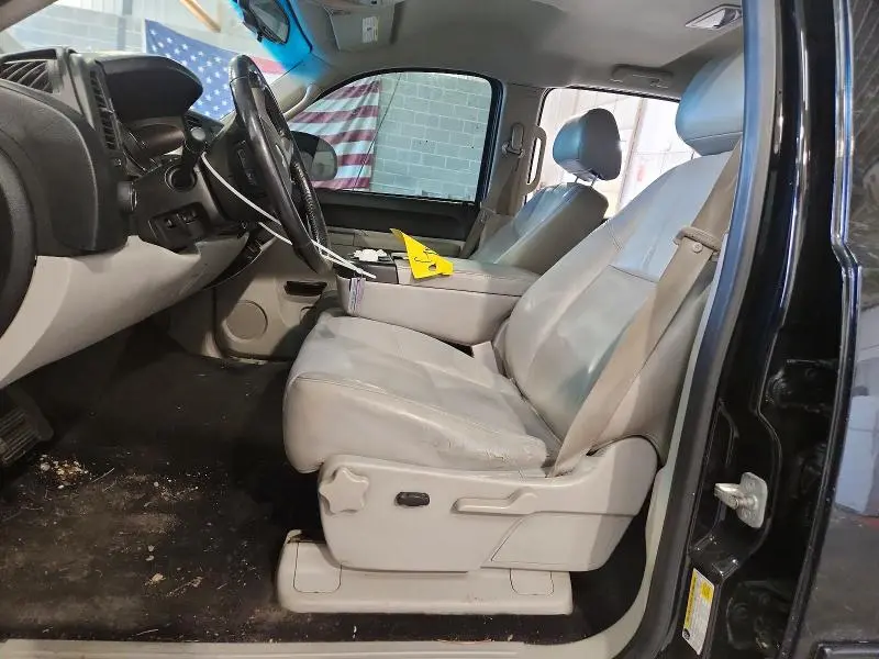 2011 CHEVROLET SILVERADO K1500 LT  
