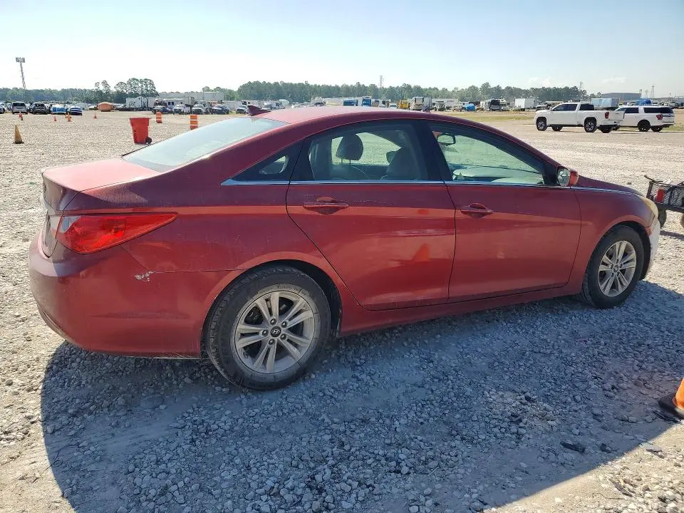 2012 HYUNDAI SONATA GLS  