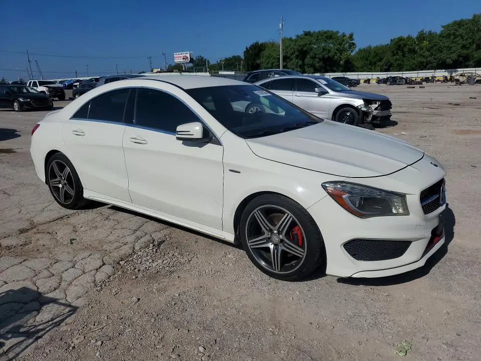 2015 MERCEDES-BENZ CLA 250  