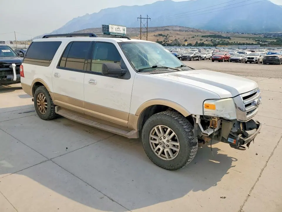 2011 FORD EXPEDITION EL XLT  
