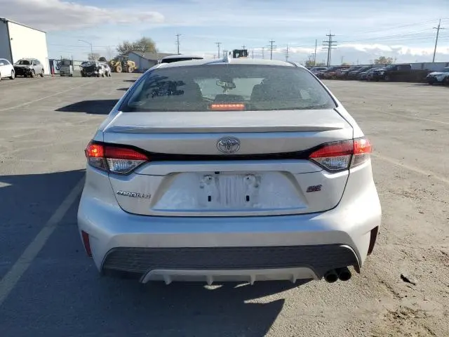 2020 TOYOTA COROLLA SE  