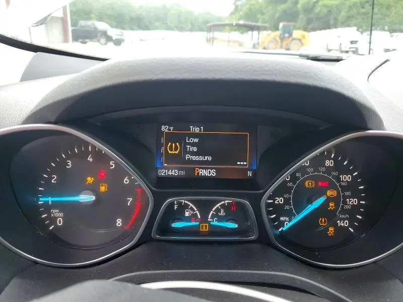 2019 FORD ESCAPE SE  
