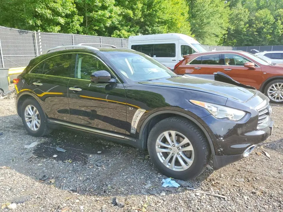 2015 INFINITI QX70 BASE  
