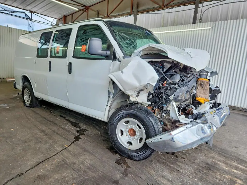 2016 GMC SAVANA G2500  