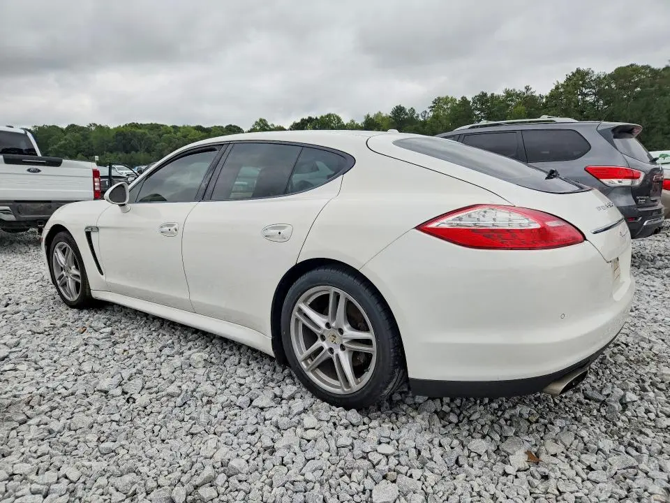 2011 PORSCHE PANAMERA 2  