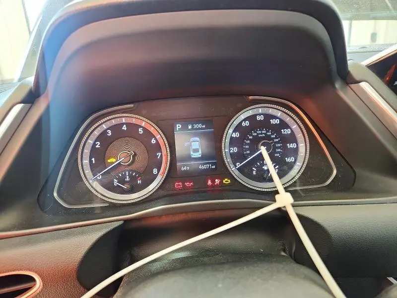 2021 HYUNDAI SONATA SE  