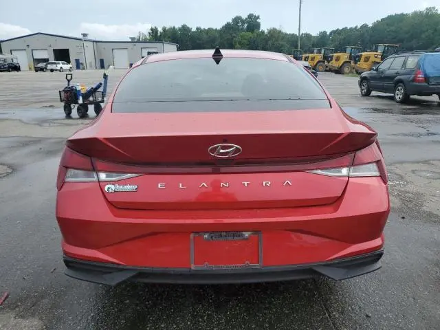2021 HYUNDAI ELANTRA SE  