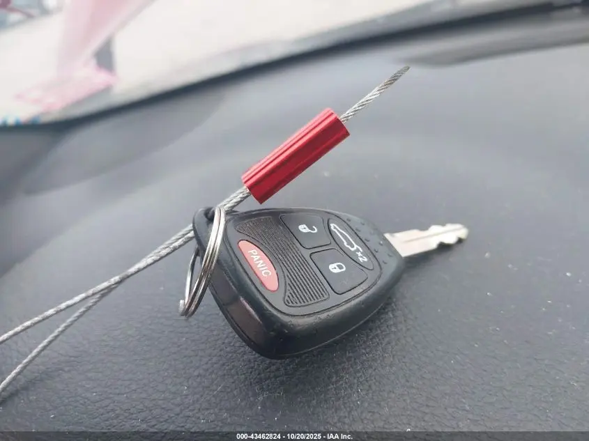 2014 CHRYSLER 200 LX