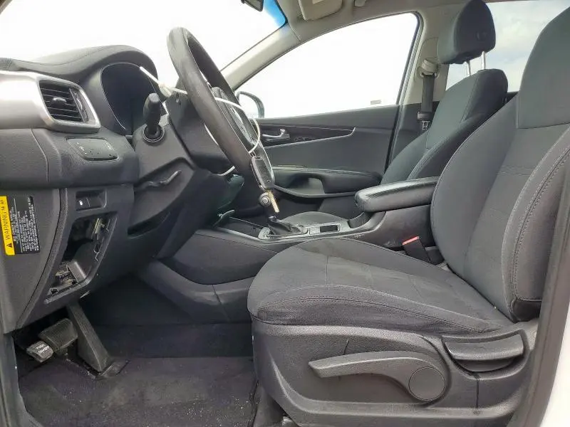 2018 KIA SORENTO LX  