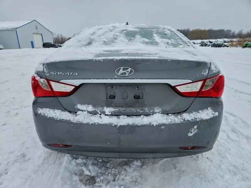 2012 HYUNDAI SONATA GLS  