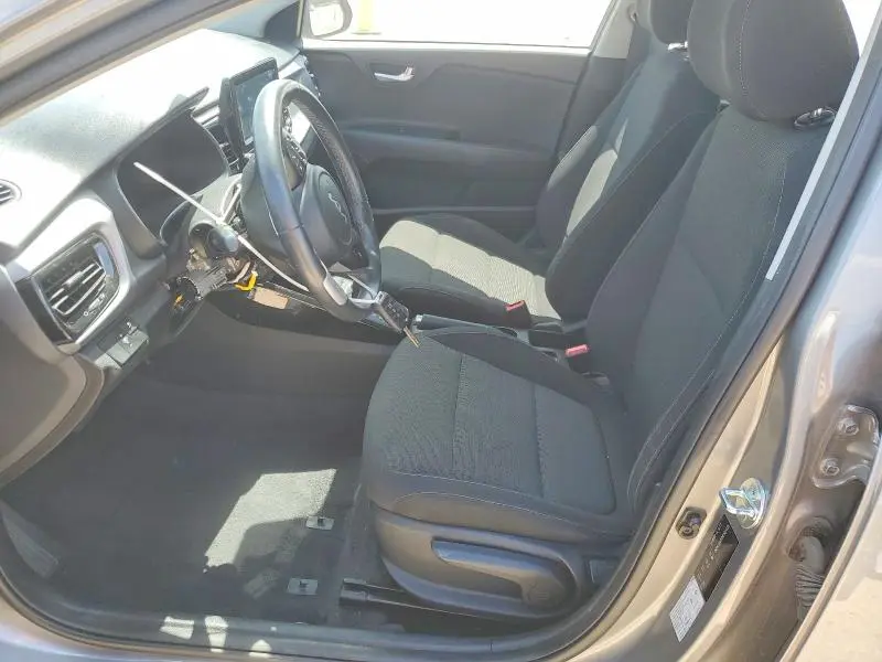 2022 KIA RIO LX   
