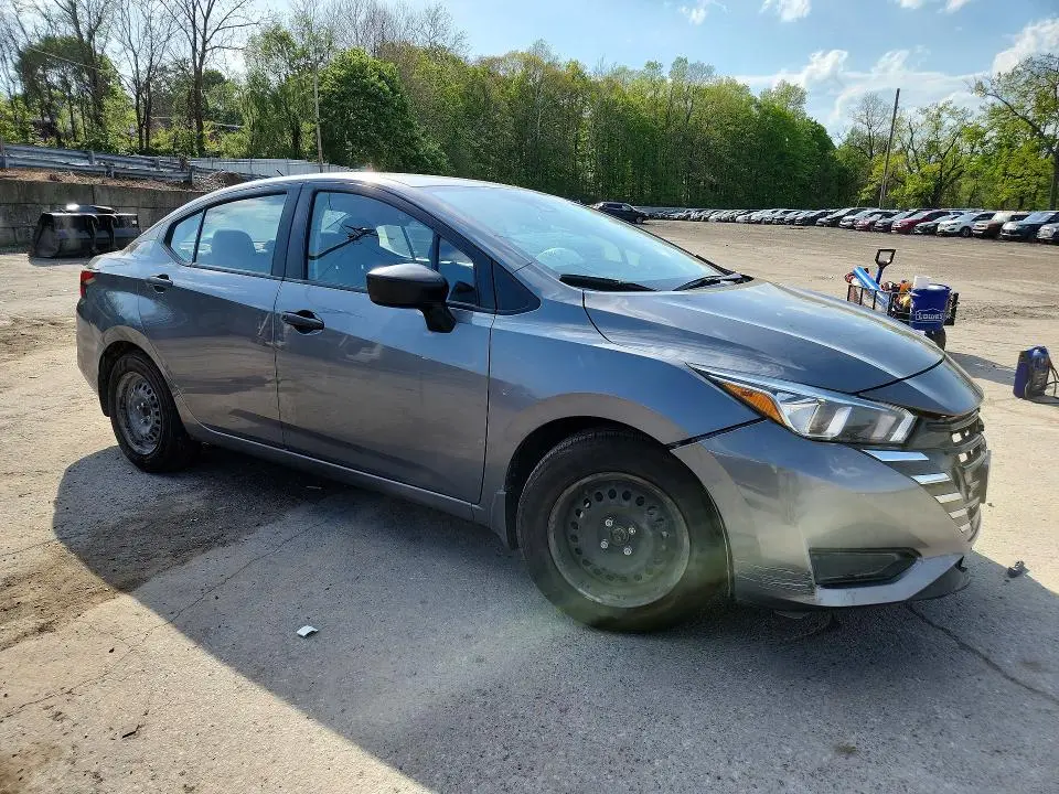 2024 NISSAN VERSA S  
