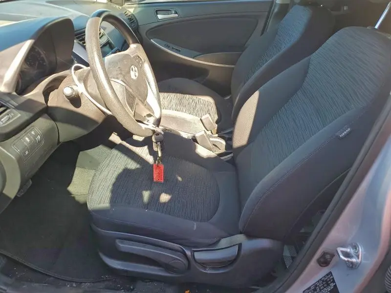 2015 HYUNDAI ACCENT GS  