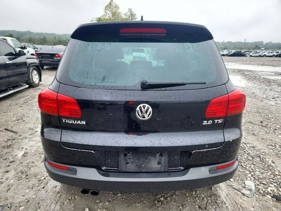 2015 VOLKSWAGEN TIGUAN S  