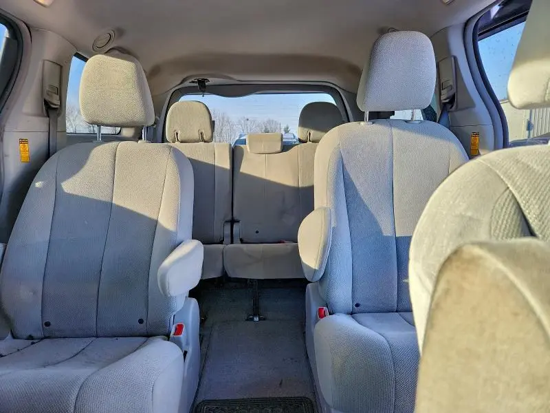 2014 TOYOTA SIENNA   