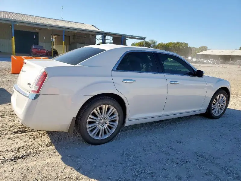 2014 CHRYSLER 300C   
