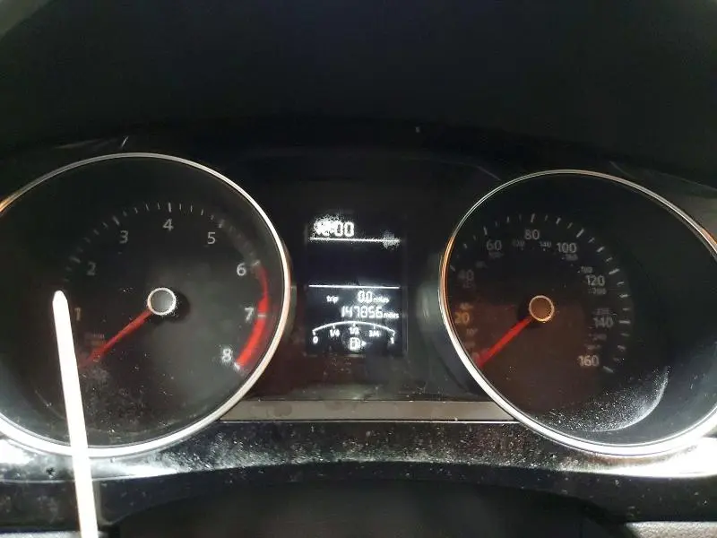 2016 VOLKSWAGEN JETTA SPORT  