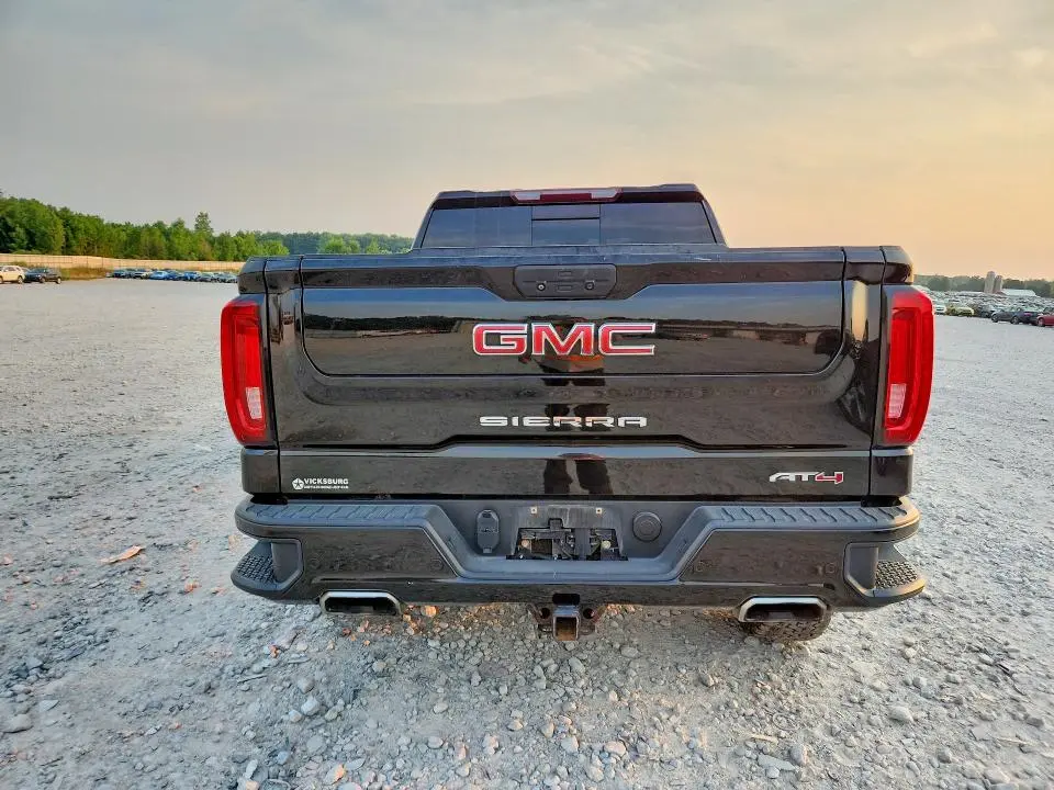 2019 GMC SIERRA K1500 AT4  