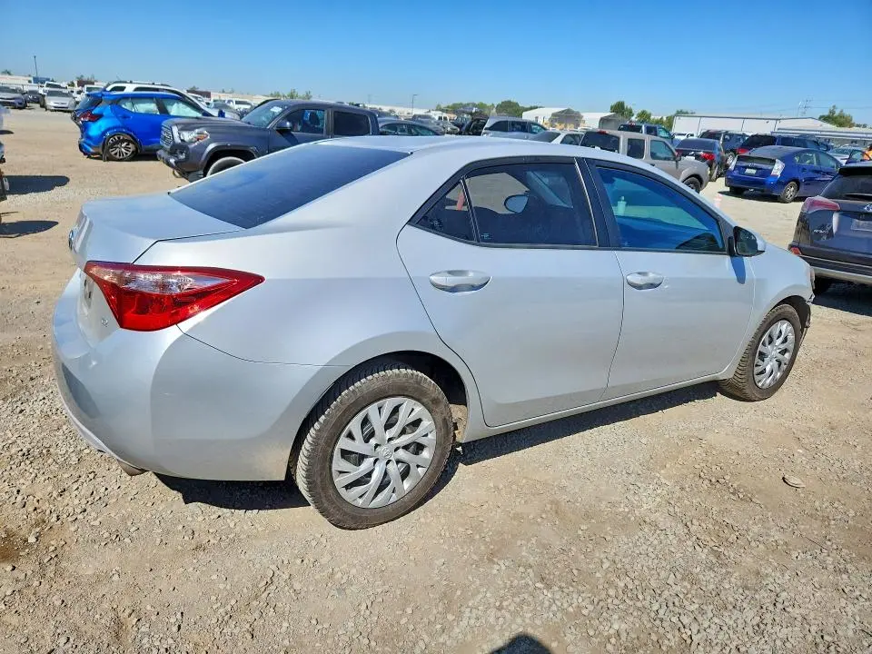 2019 TOYOTA COROLLA LE  