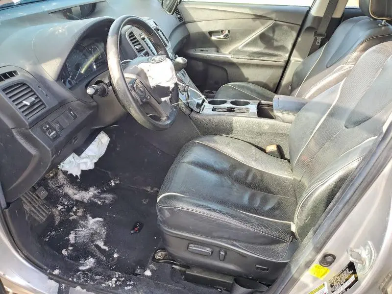 2013 TOYOTA VENZA LE  