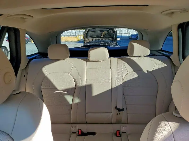 2018 MERCEDES-BENZ GLC 300 4MATIC  