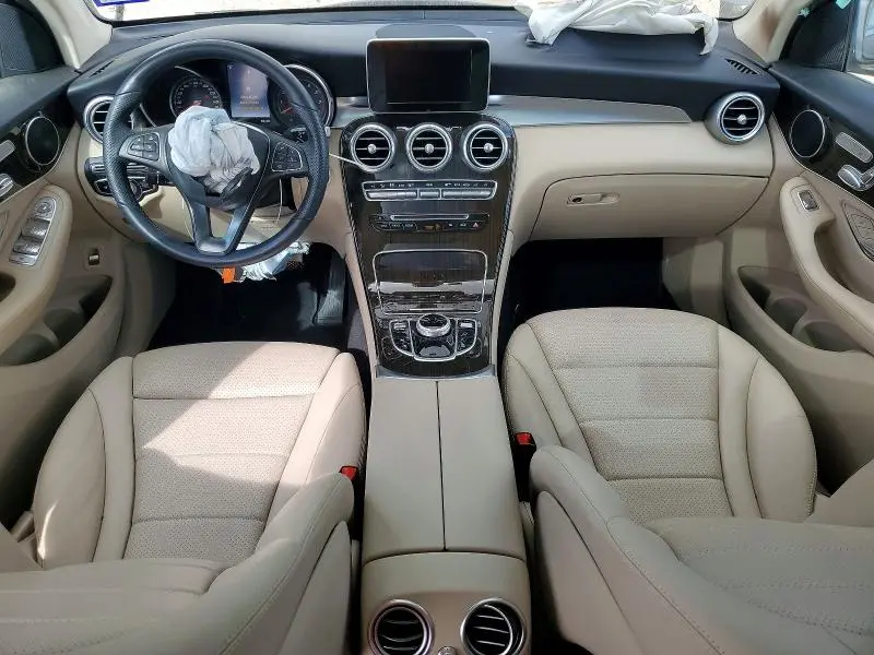 2019 MERCEDES-BENZ GLC 300  