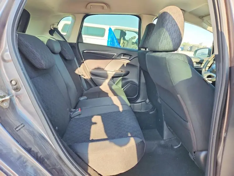 2015 HONDA FIT LX  