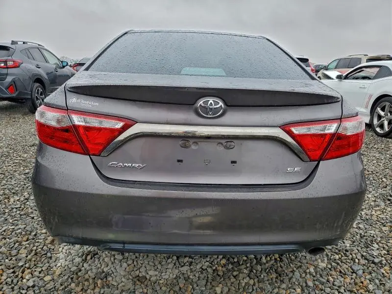 2015 TOYOTA CAMRY LE  