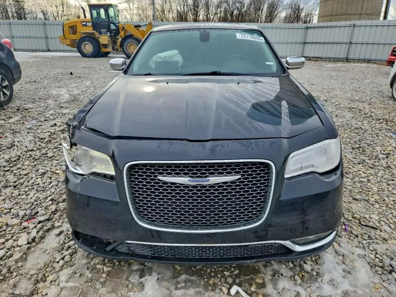 2019 CHRYSLER 300 LIMITED  