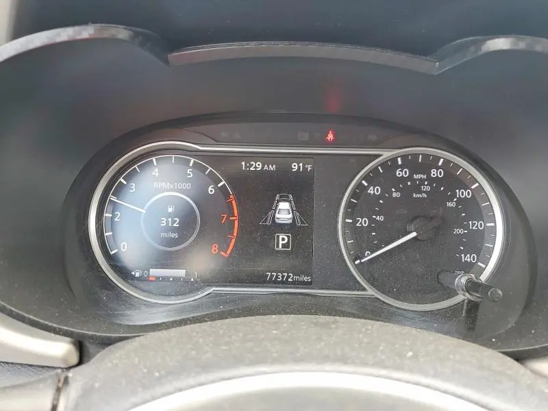 2021 NISSAN VERSA SV  