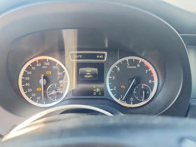 2017 INFINITI QX30 PREMIUM  