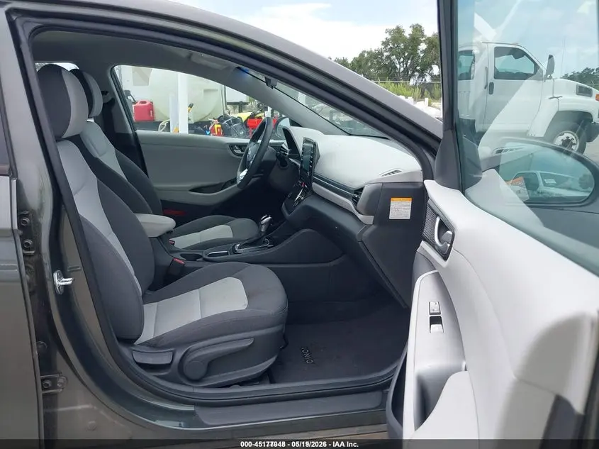 2020 HYUNDAI IONIQ HYBRID BLUE