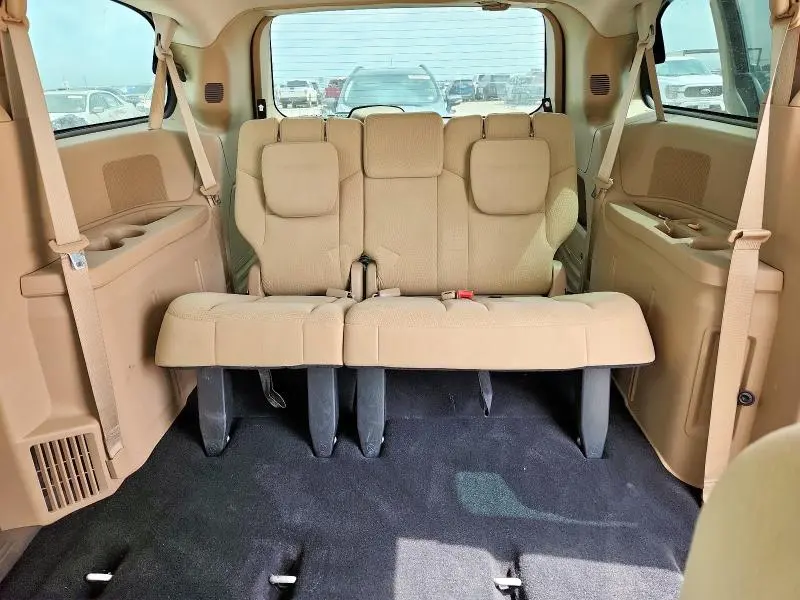 2014 DODGE GRAND CARAVAN SE  