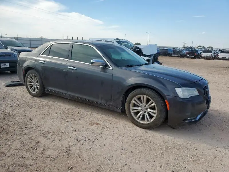 2017 CHRYSLER 300C   
