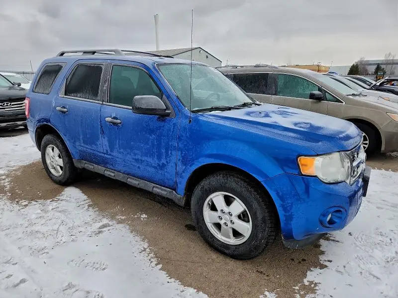 2011 FORD ESCAPE XLT  