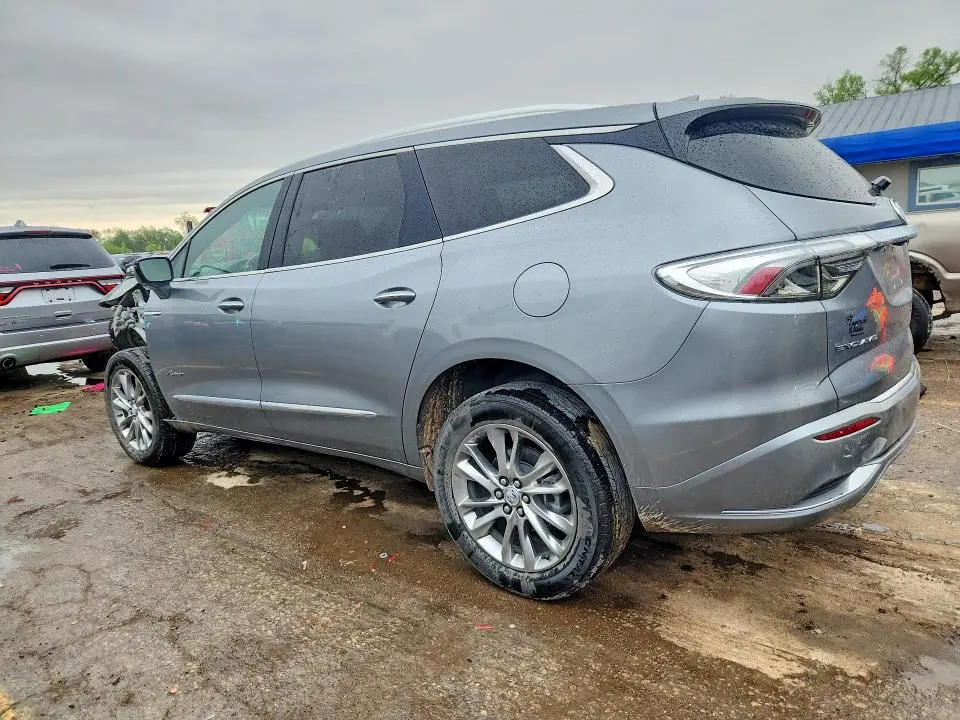 2023 BUICK ENCLAVE AVENIR  