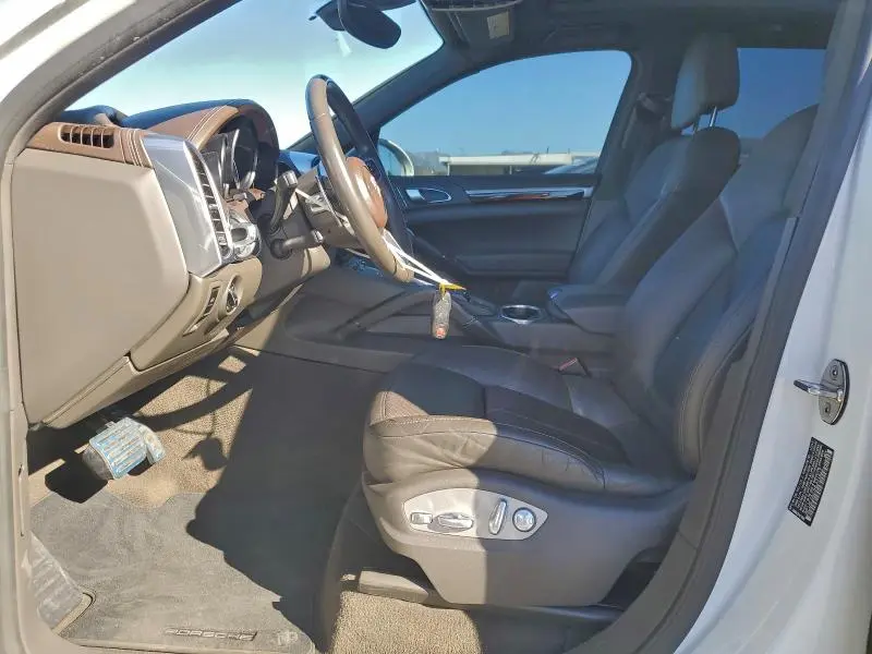 2017 PORSCHE CAYENNE SE HYBRID PLATINUM  