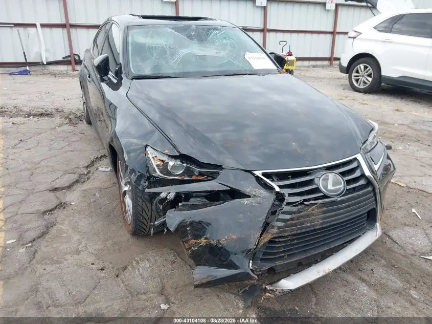 2019 LEXUS IS 300  