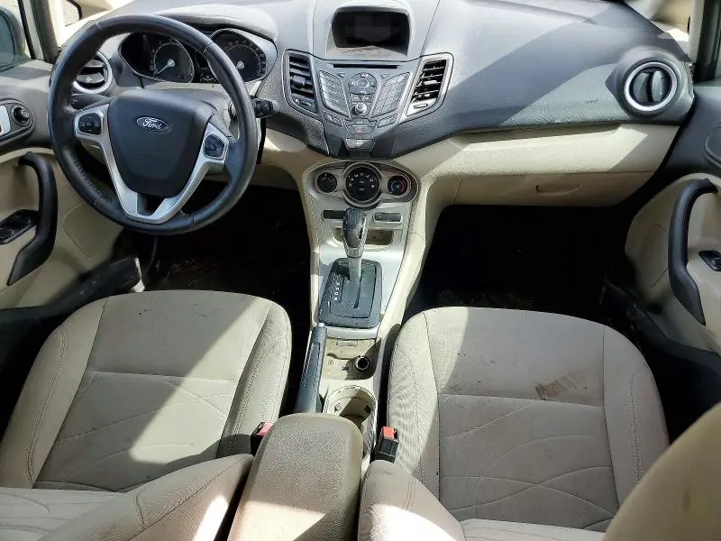 2015 FORD FIESTA SE  