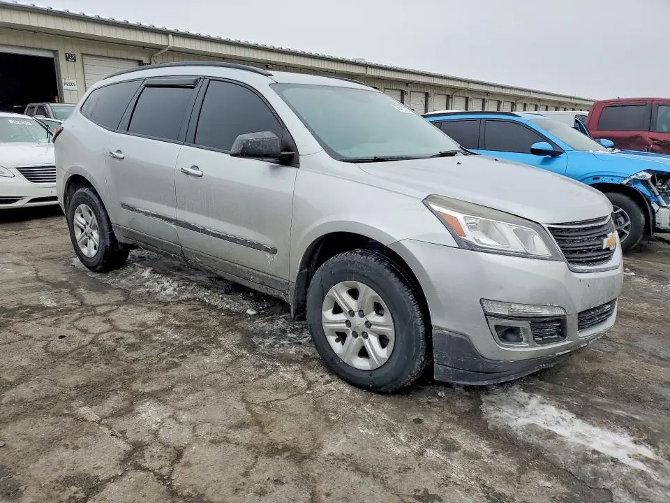 2016 CHEVROLET TRAVERSE LS  