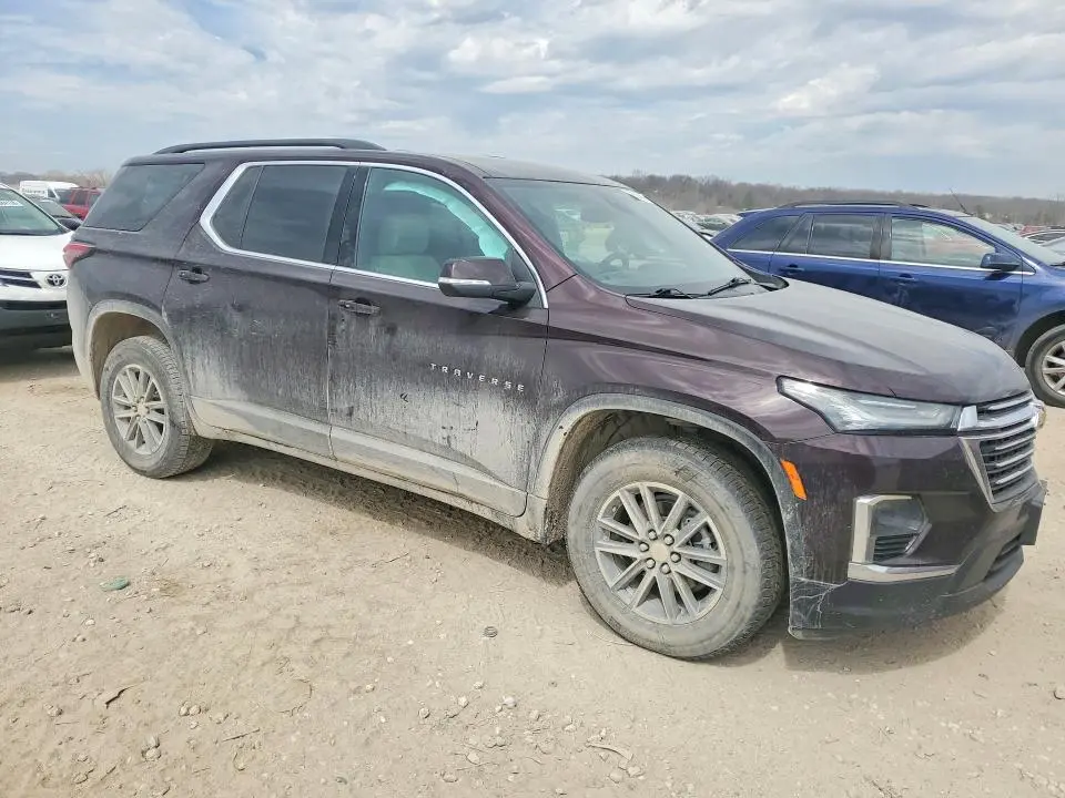 2022 CHEVROLET TRAVERSE LT  
