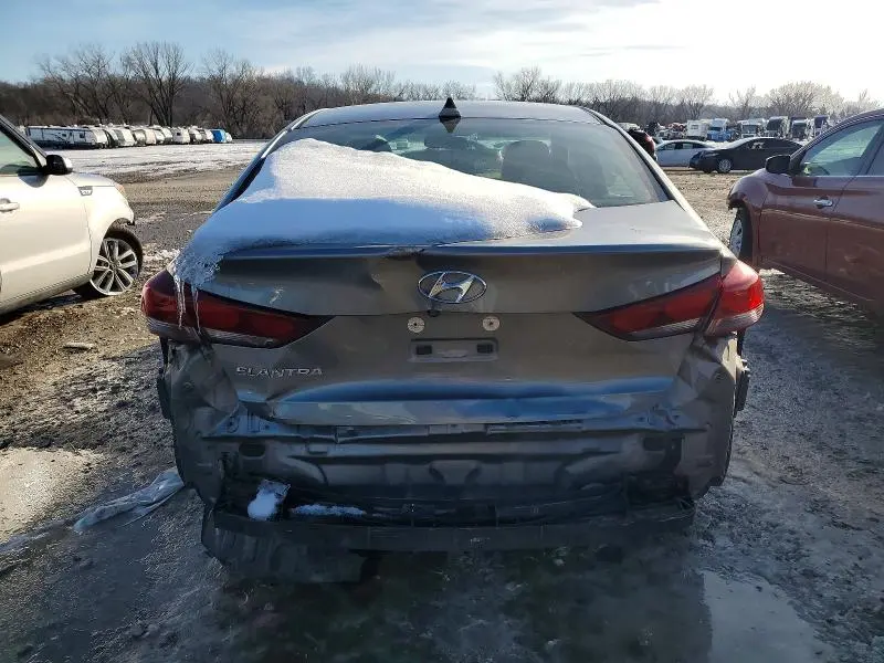 2017 HYUNDAI ELANTRA SE  