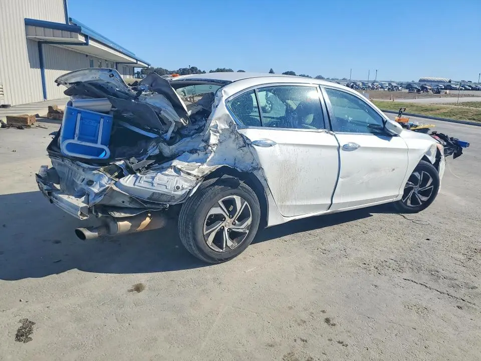 2017 HONDA ACCORD LX  