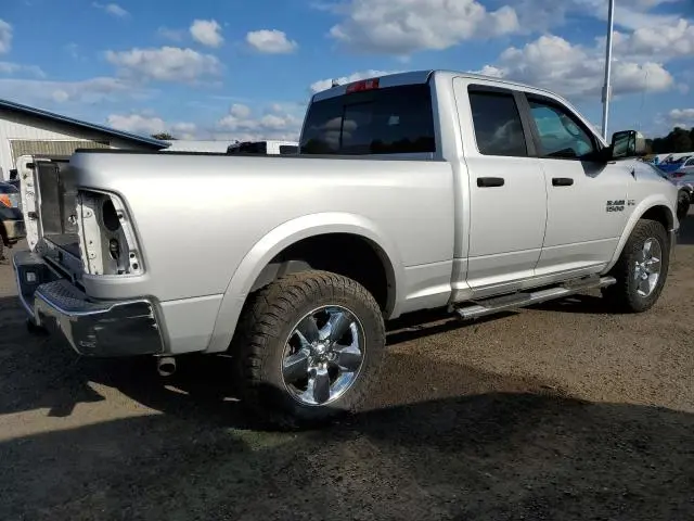2016 RAM 1500 SLT