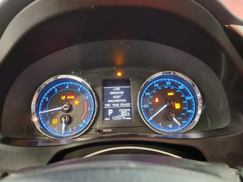 2018 TOYOTA COROLLA LE  