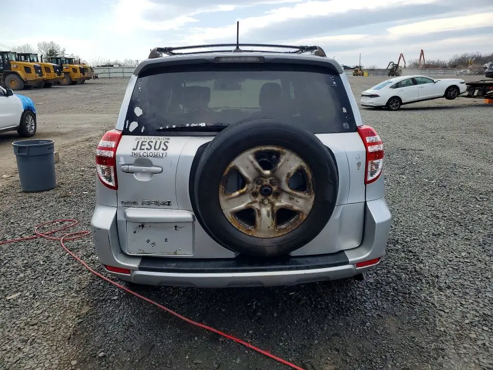 2010 TOYOTA RAV4 BASE  